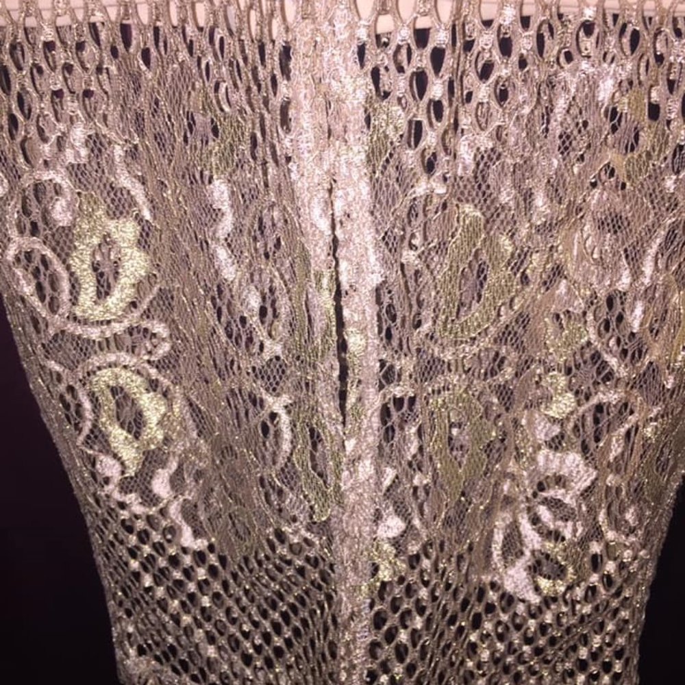 Dress - Picture 3 of 6